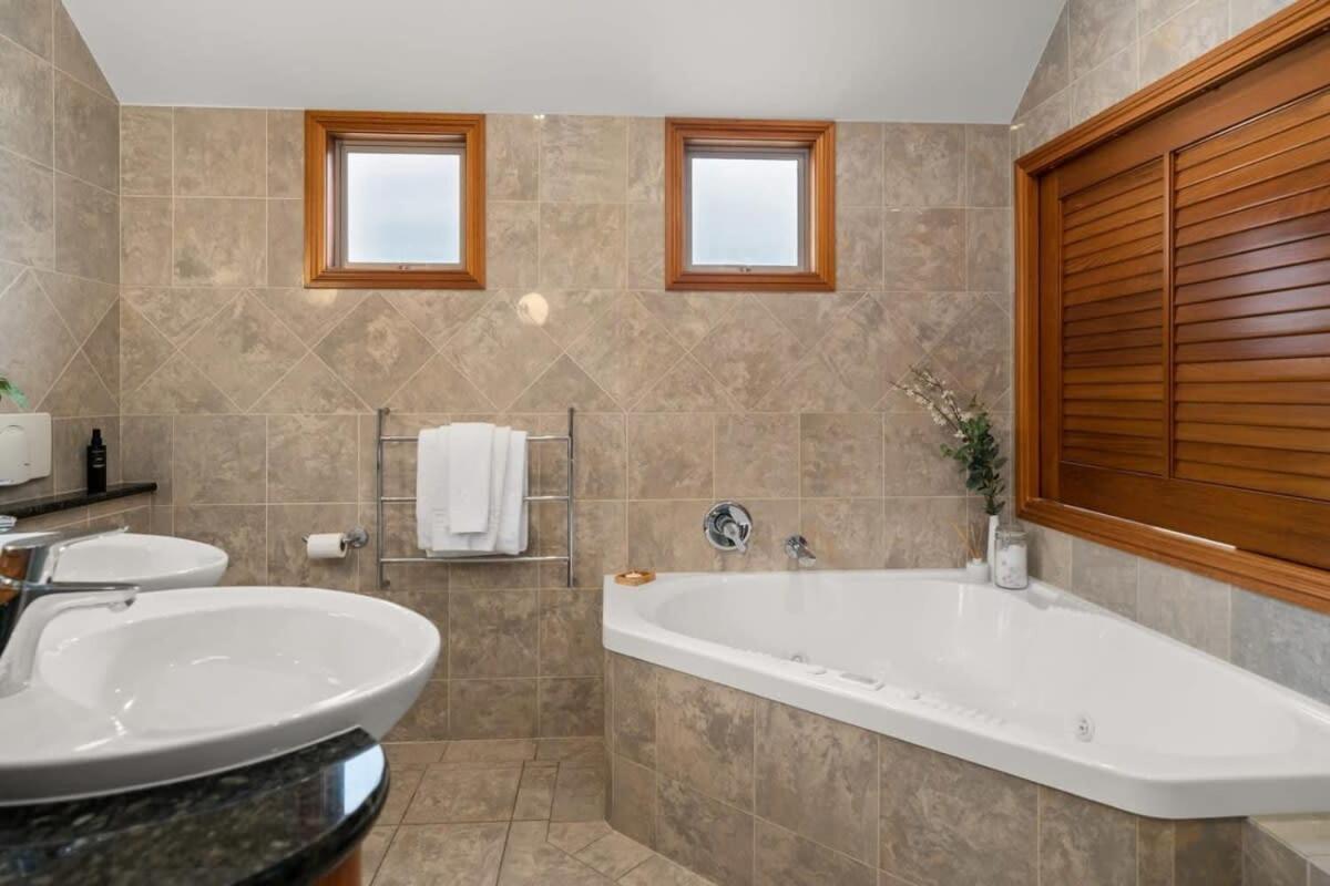 Takapuna Beachfront W Stunning Views Auckland Ngoại thất bức ảnh